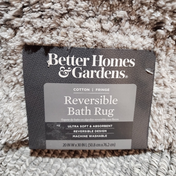 Set of 2 BH&G bath rugs - Picture 4 of 4